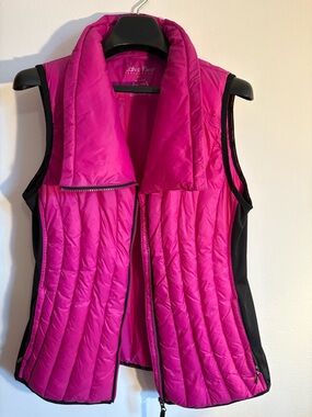 Calvin Klein Performance Pink Puffer Vest Size Large Down Fill Zip Up